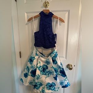 Two piece short prom dress